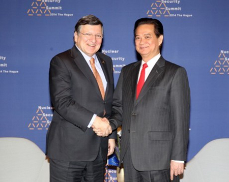 Thủ tướng và Chủ tịch Ủy ban châu Âu José Manuel Barroso.